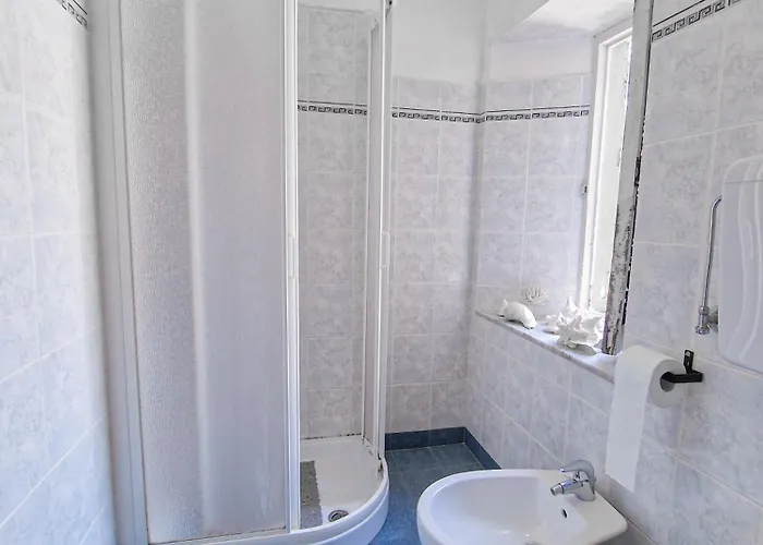 La Casa Di Ella لا سبيتسْيا